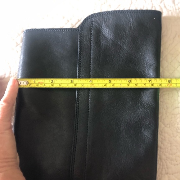 Perfect condition. Only worn once. - Picture 5 of 12